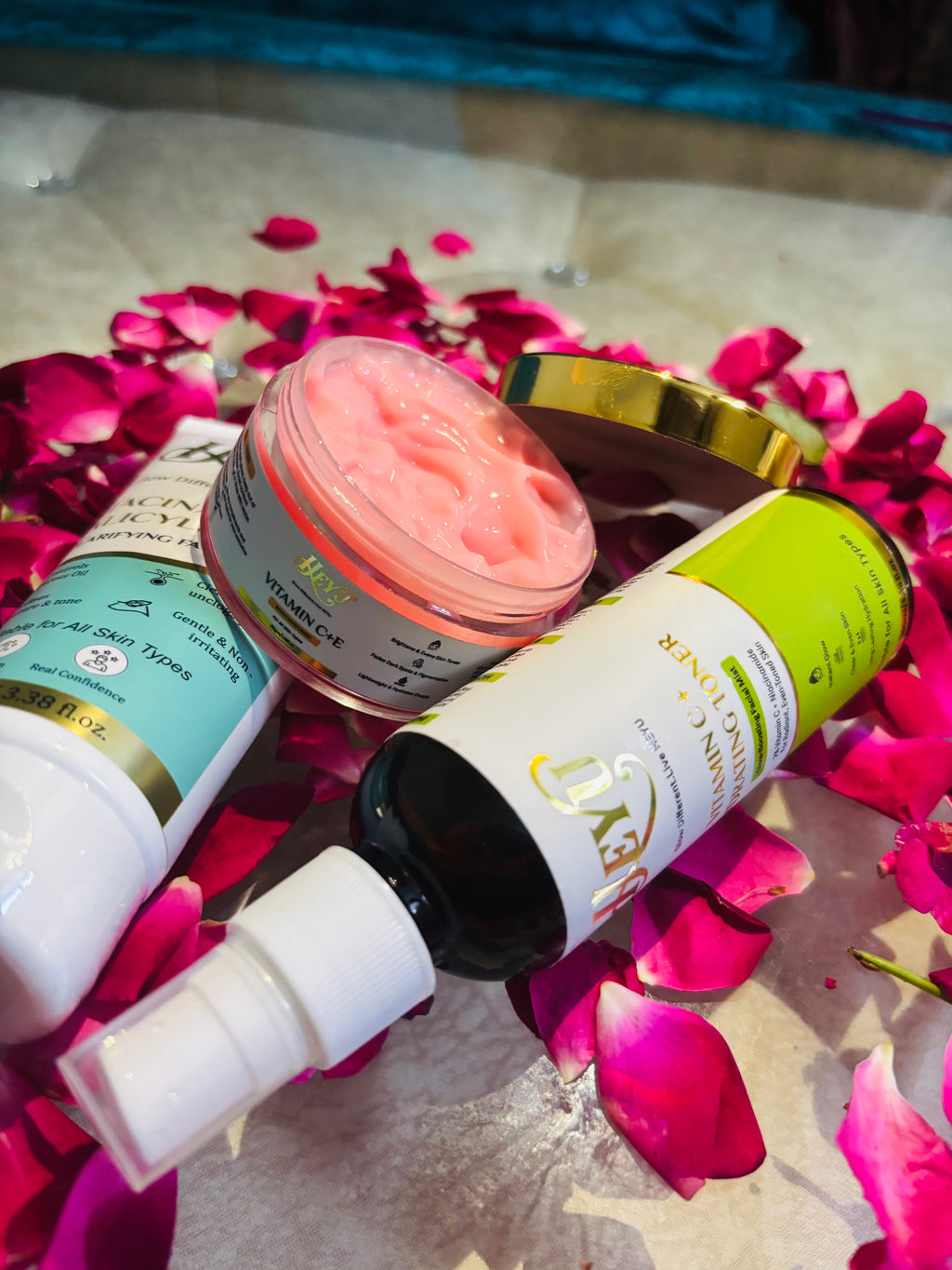 HEYU  Skincare Combo | Face Wash, Toner, Moisturizer & Sunscreen